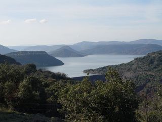 lac du Salagou